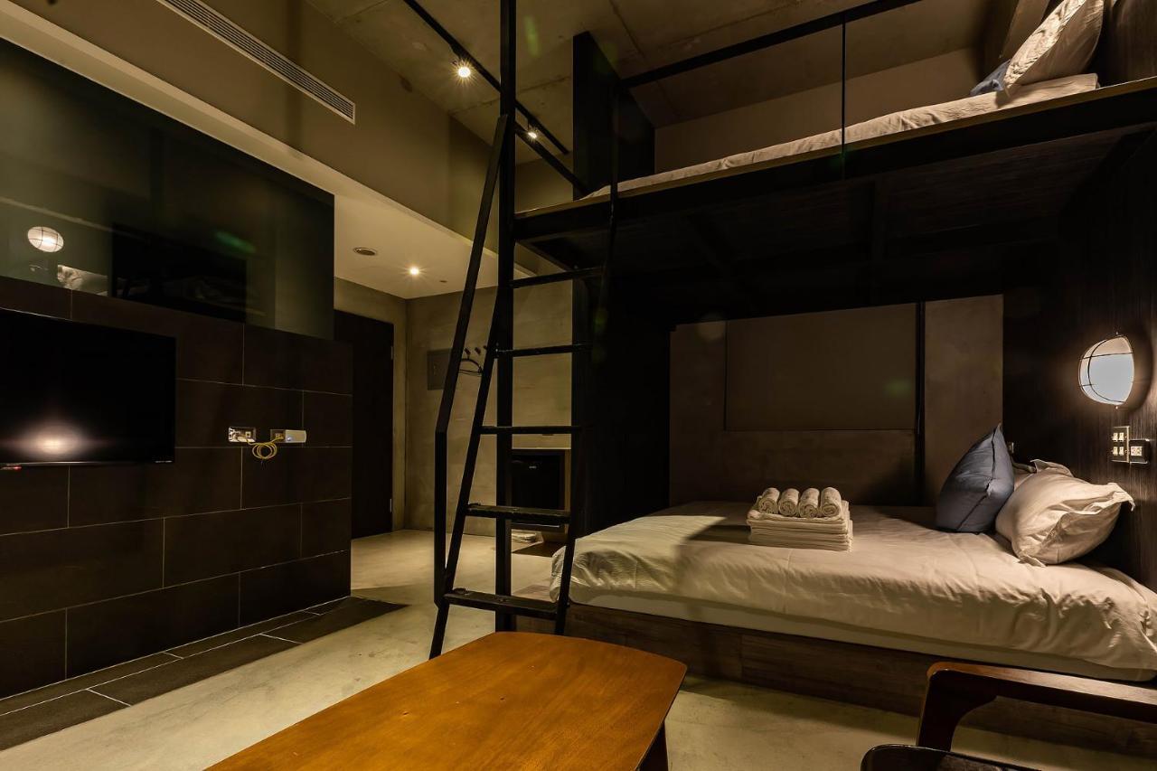 Sleeping Inn Hualien Buitenkant foto