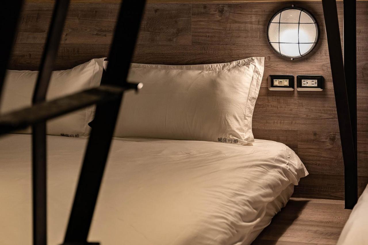 Sleeping Inn Hualien Buitenkant foto