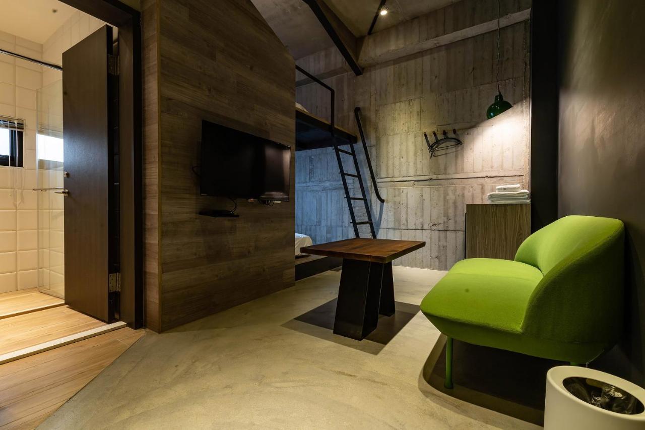 Sleeping Inn Hualien Buitenkant foto