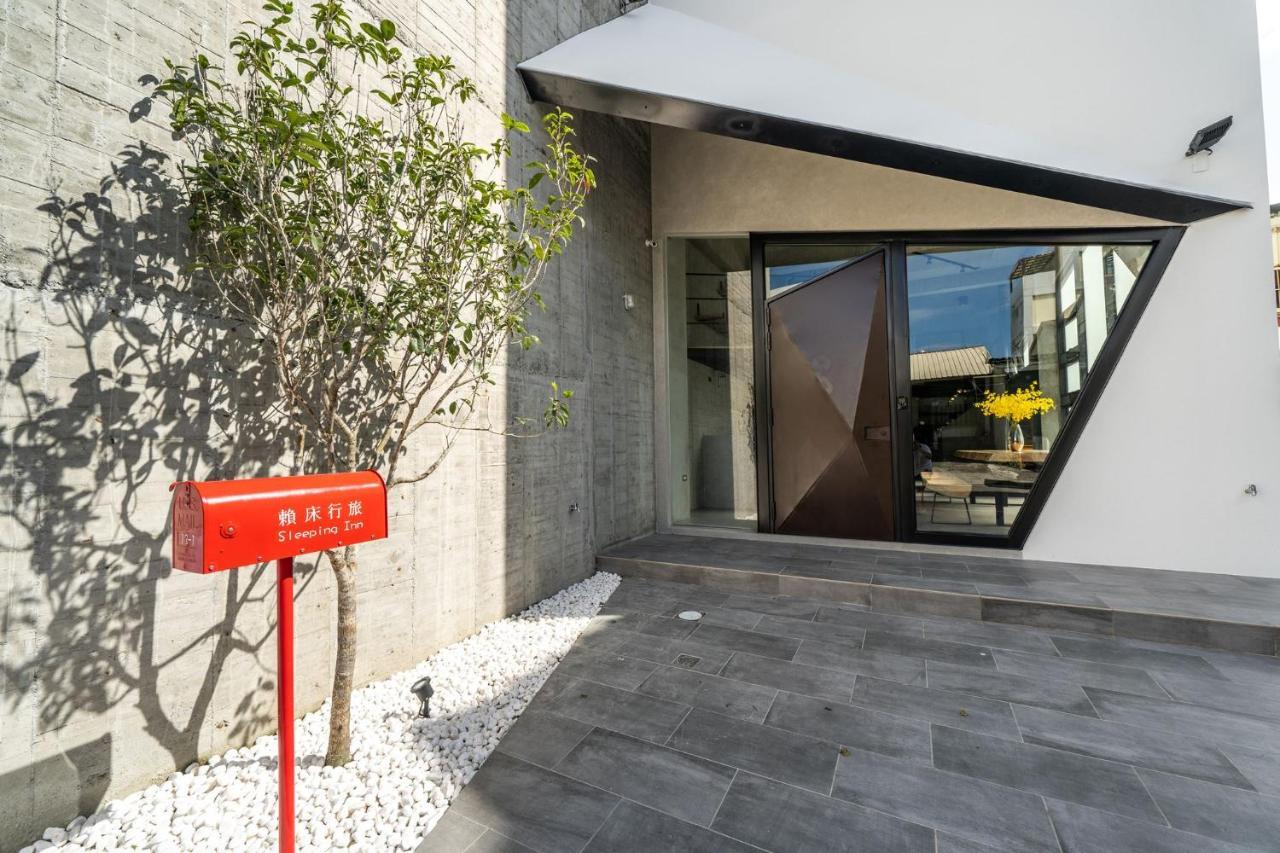 Sleeping Inn Hualien Buitenkant foto